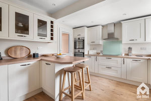 Photo 13- click for photo gallery